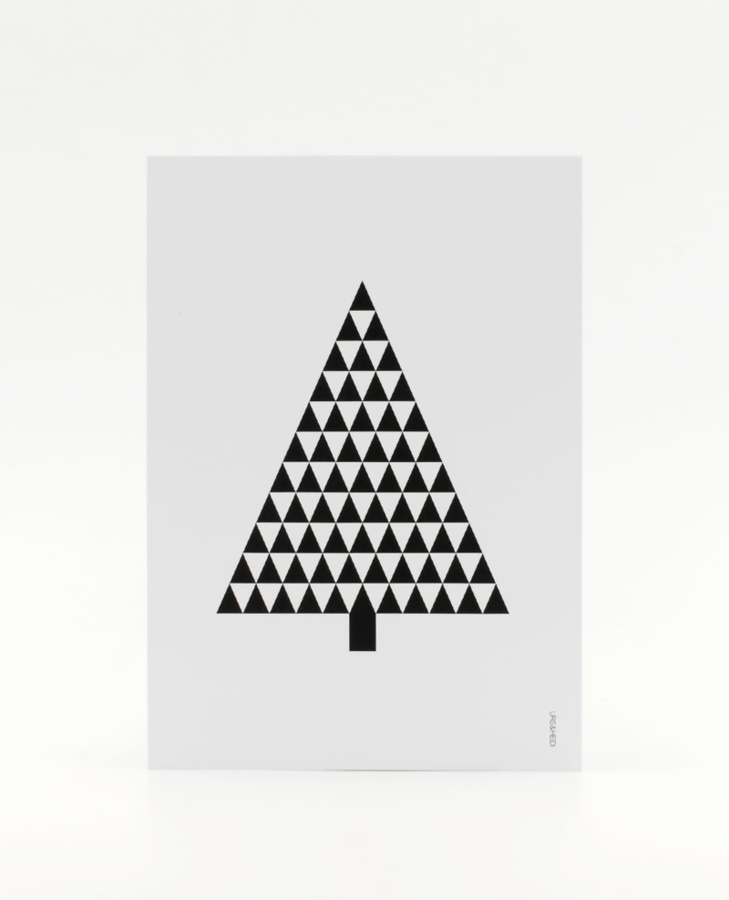 Tannenbaum Postkarte, illustriert aus schwarzen Dreiecken
