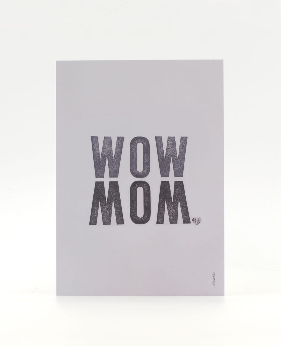 Lila Karte mit WOW MOM